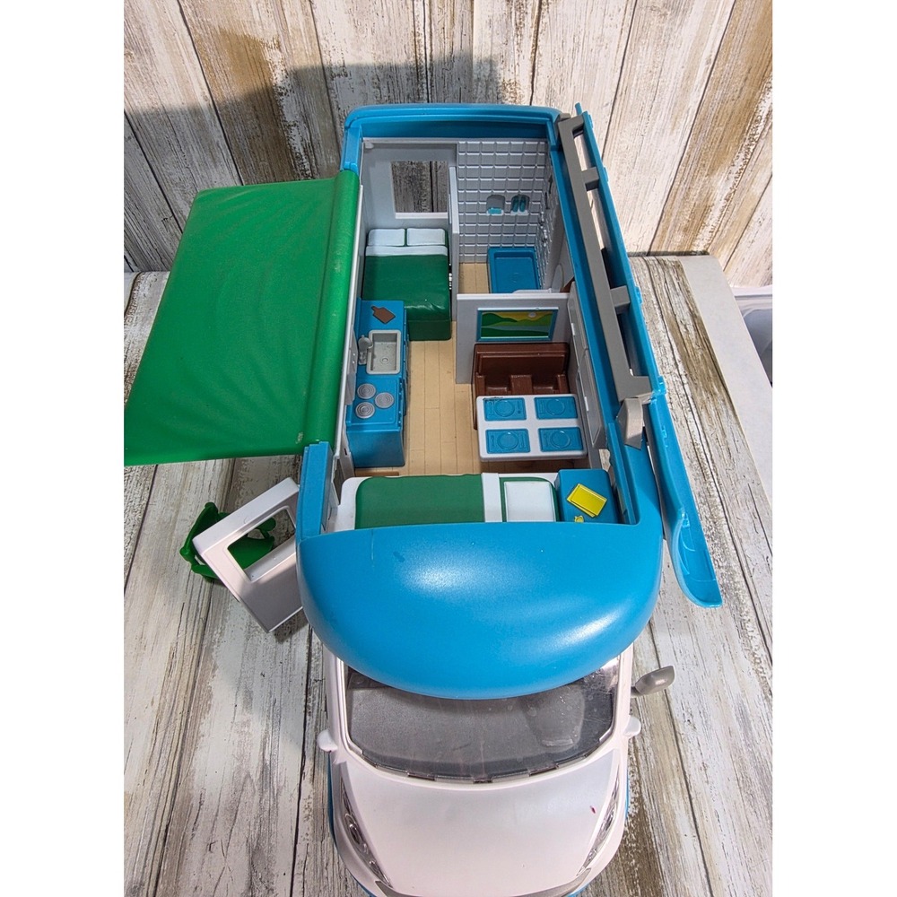 Kids Toy Camper RV Playset with Furniture Accessories and Awning - Picture 8 of 10